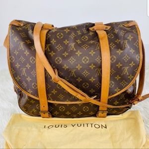 ❤️Auth LOUIS VUITTON Monogram Saumur 40 Crossbody